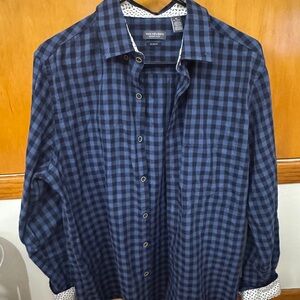Van Heusen Men's Navy Plaid Button Down Shirt